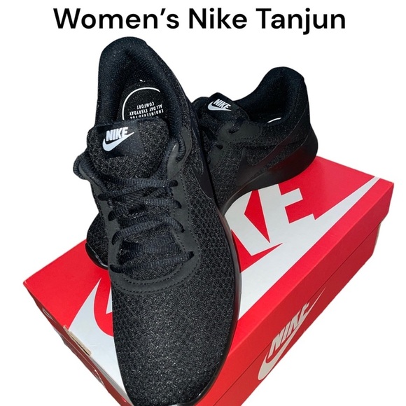 ❌SOLD❌ ❇️NWT❇️ Women’s Nike Tanjun Sneakers - Picture 2 of 8